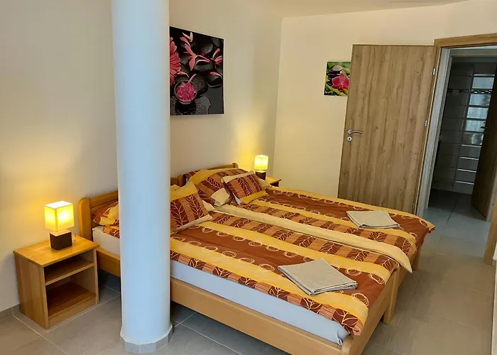Waterfront Apartmanok